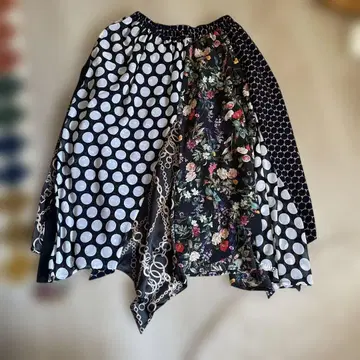 패치워크풍 롱 스커트