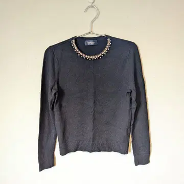 BUSGLITTY 비쥬 스웨터