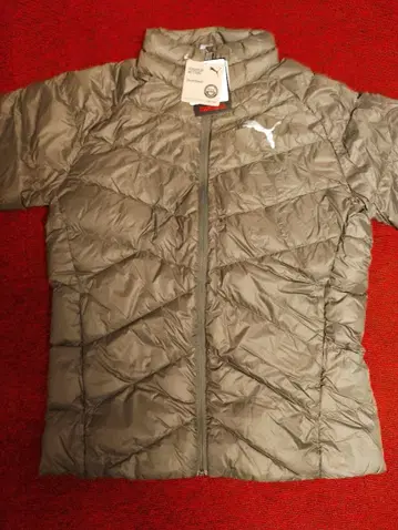 Puma 올리브 그린 다운 자켓