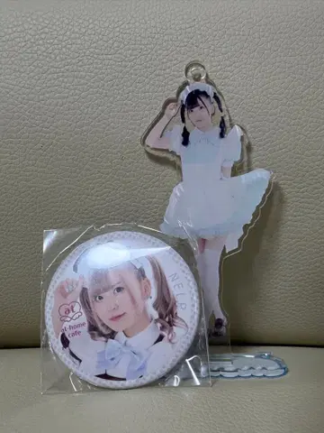 앳홈 카페 네루푸 아크릴 스탠드 캔뱃지