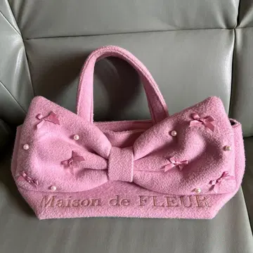 Maison de FLEUR 리본 포함 백