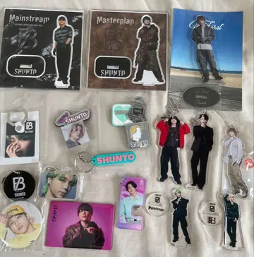 SHUNTO 아크릴 스탠드 아크릴 키링 캔뱃지 세트