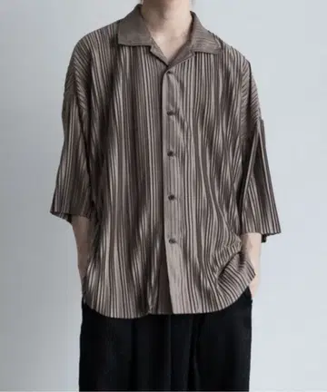 새상품급 Casper John 바리아스 돌먼 셔츠 - 랜덤 플리츠