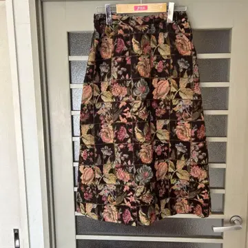 Rosy Life 고블랑 직조 스커트