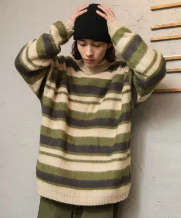 스트라이프 오버 사이즈 니트 스웨터