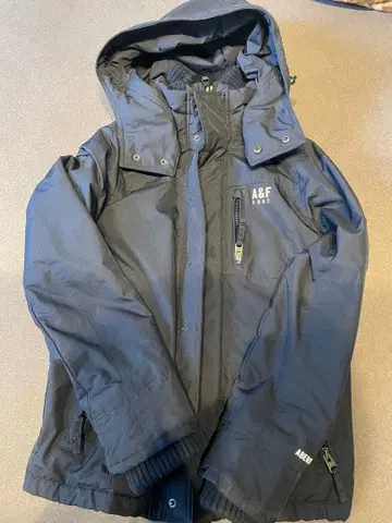 아바클로 Abercrombie A&F S 사이즈 자켓