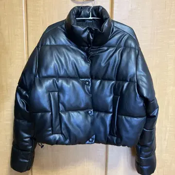 자라 L 숏 기장 다운 자켓