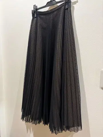 트루 바이 마리코 오이카와 도트 튤 플리츠 스커트 34