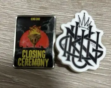 King Gnu 한정판 핀즈 2개 세트