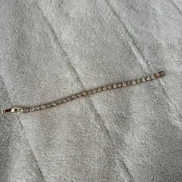 스와로브스키 테니스 팔찌