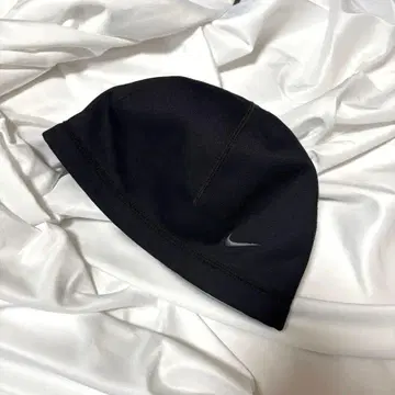 00s nike reversible skull cap
