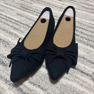 VIVAIA 스틸레토 리본 포함 플랫슈즈