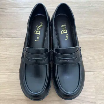 미사용 새상품 로퍼 블랙 23.5cm