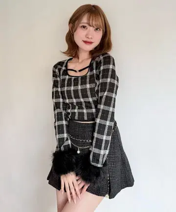 NOMAE 원웨이 퍼 커프스 백리본 상의 블랙 (완판템)