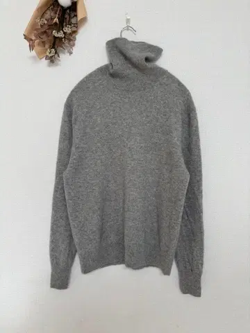유니클로 캐시미어 터틀넥 풀오버 니트 그레이 L 새상품급