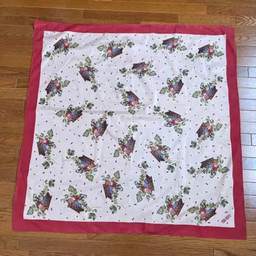 PINK HOUSE 후르츠 패턴 대형 스카프