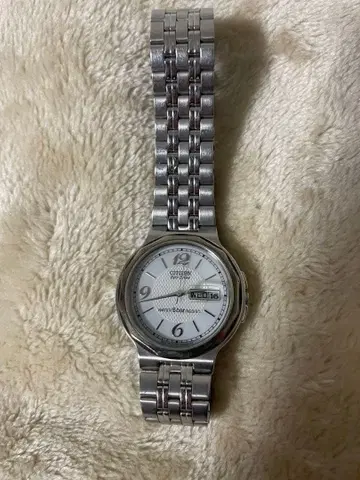 작동품 CITIZEN 에코 드라이브 손목시계