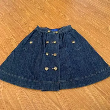 BLUE LABEL CRESTBRIDGE 데님 플레어 스커트