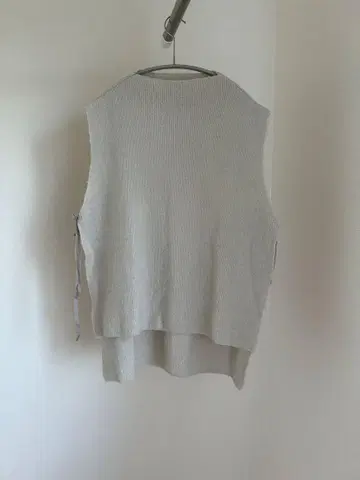 midiumi 슬리브리스 니트 베스트