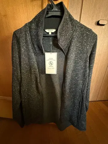 ANGLE 다크 그레이 풀집업 자켓