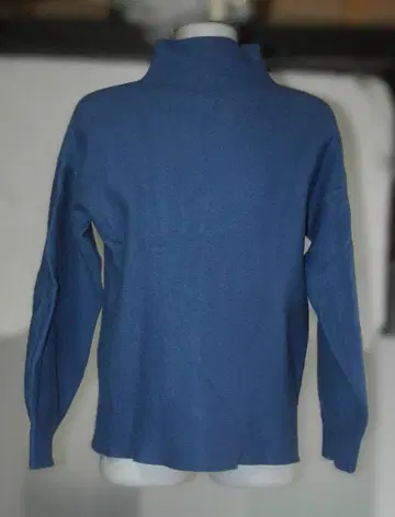 6767 TRUBE 터틀넥