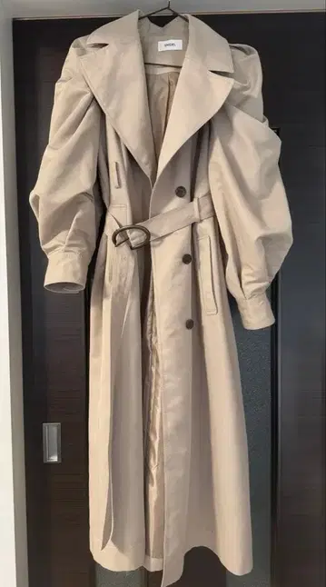 미사용 새상품 SNIDEL 스나이델 트렌치코트 사이즈 0