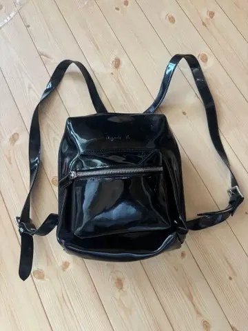 agnis b. 블랙 백팩