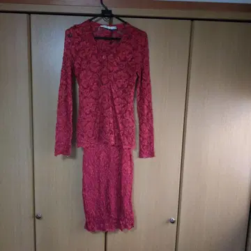 레이스 셋업 빨간색