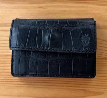 Felisi 페리지 3단 폴더형 지갑 악어 무늬 블랙