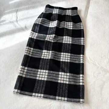 [ JENNE ] 클래식 체크 울 스커트 S 새상품급 완판