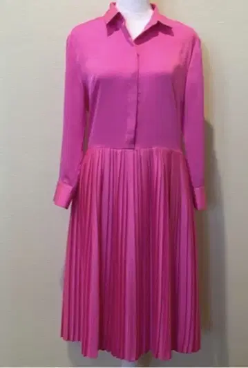 바나나 리퍼블릭 핑크 플리츠 원피스