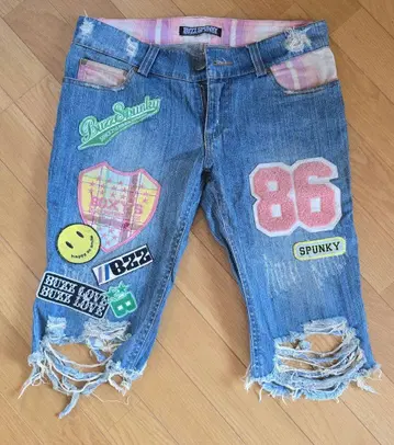 버즈 스펑키 데미지 데님 숏팬츠
