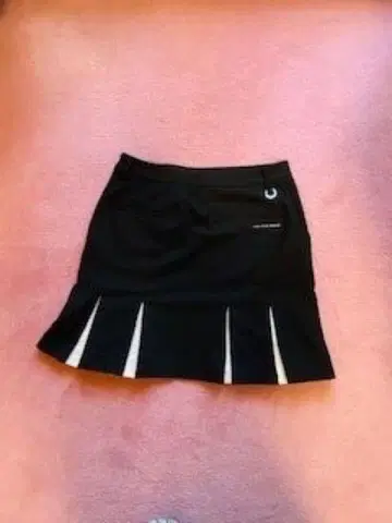 준앤로페 박스 플리츠 스커트