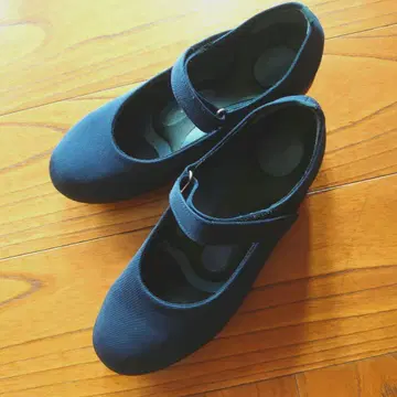 리게타 스트랩 슈즈 네이비