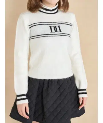 다리치 DD 컴팩트 니트 상의