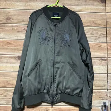 Black by VANQUISH 팬서 스카잔