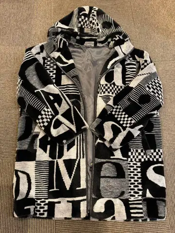 하디 에이미스 코트 실내 보관품 m(_ _)m