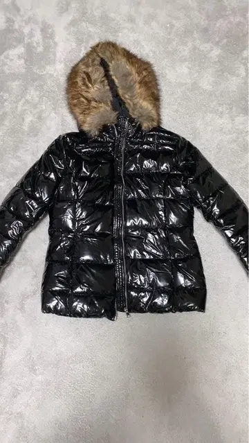 광택 다운 y2k 아우터