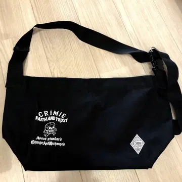 CRIMIE 숄더백 블랙