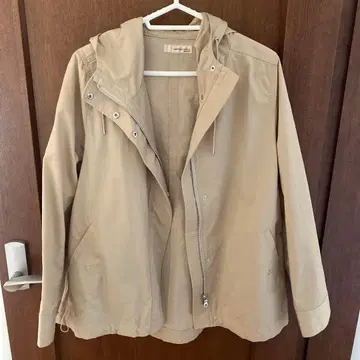 clear impression musee 후드 부착 자켓 베이지