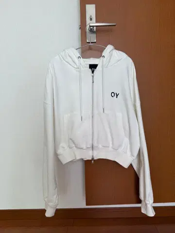 QY 꽃무늬 프린트 후드 부착 후드티