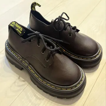 통굽 로퍼 브라운