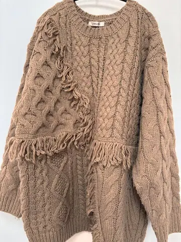 INGNI 케이블 니트 스웨터 베이지+블랙 2착 세트