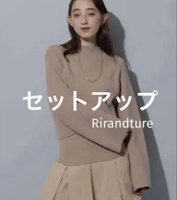 [ 셋업 ] Rirandture 니트 크롭 니트 턱 미니 스커트