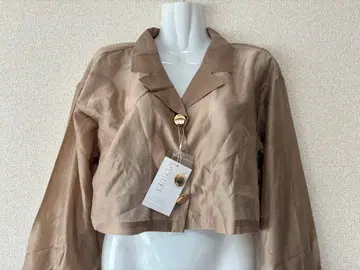 MUGUET 크롭 아우터 골드 버튼