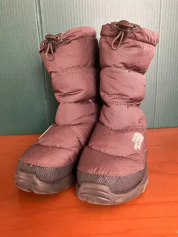 THE NORTH FACE 헤링본 체크 눕시 필파워 700