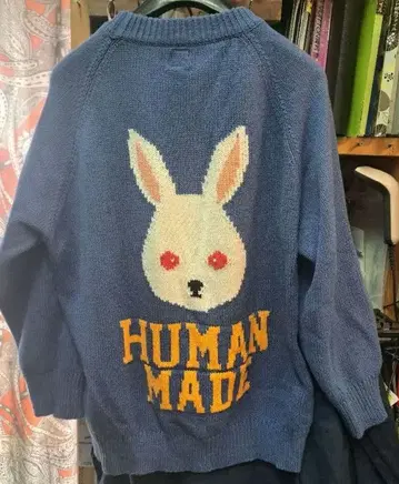 토끼 자수 니트 스웨터