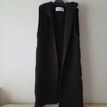 ADAWAS 후드 부착 니트 베스트 다크 브라운