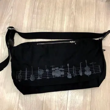 RUDE GALLERY/루드 갤러리 메신저 백 블랙