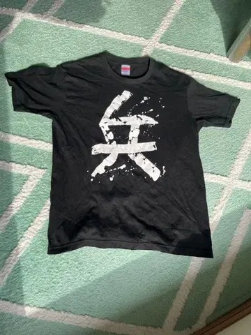 [ 레어 ] B'z 이나바 코시 병사 T셔츠 M 사이즈 블랙 중고